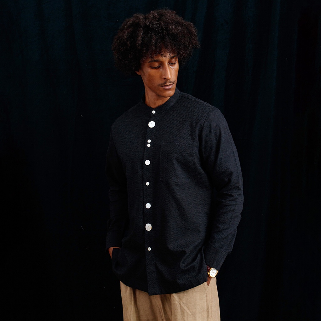 Takanra - Bonolo Kemeja Tenun Lengan Panjang