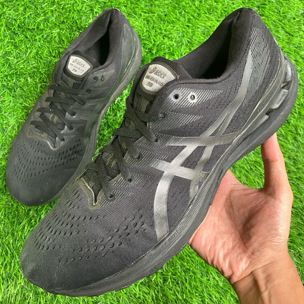 ASICS Gel-Kayano 28 Full Black Running shoes size 45