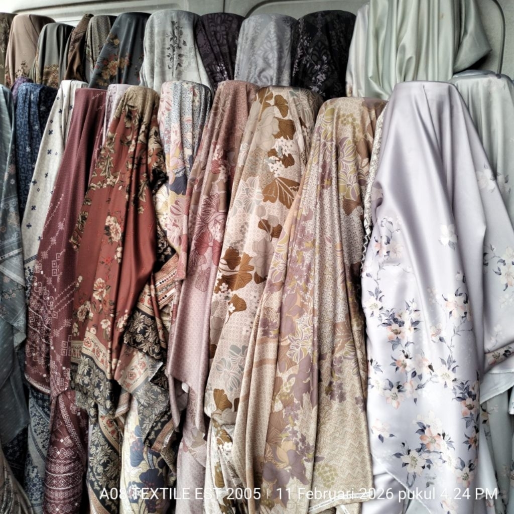 HARGA/0,5 M | BAHAN DIOR SILK PREMIUM GAMIS | BAHAN DIOR SILK MOTIF | BAHAN DIOR SILK MOTIF BUNGA
