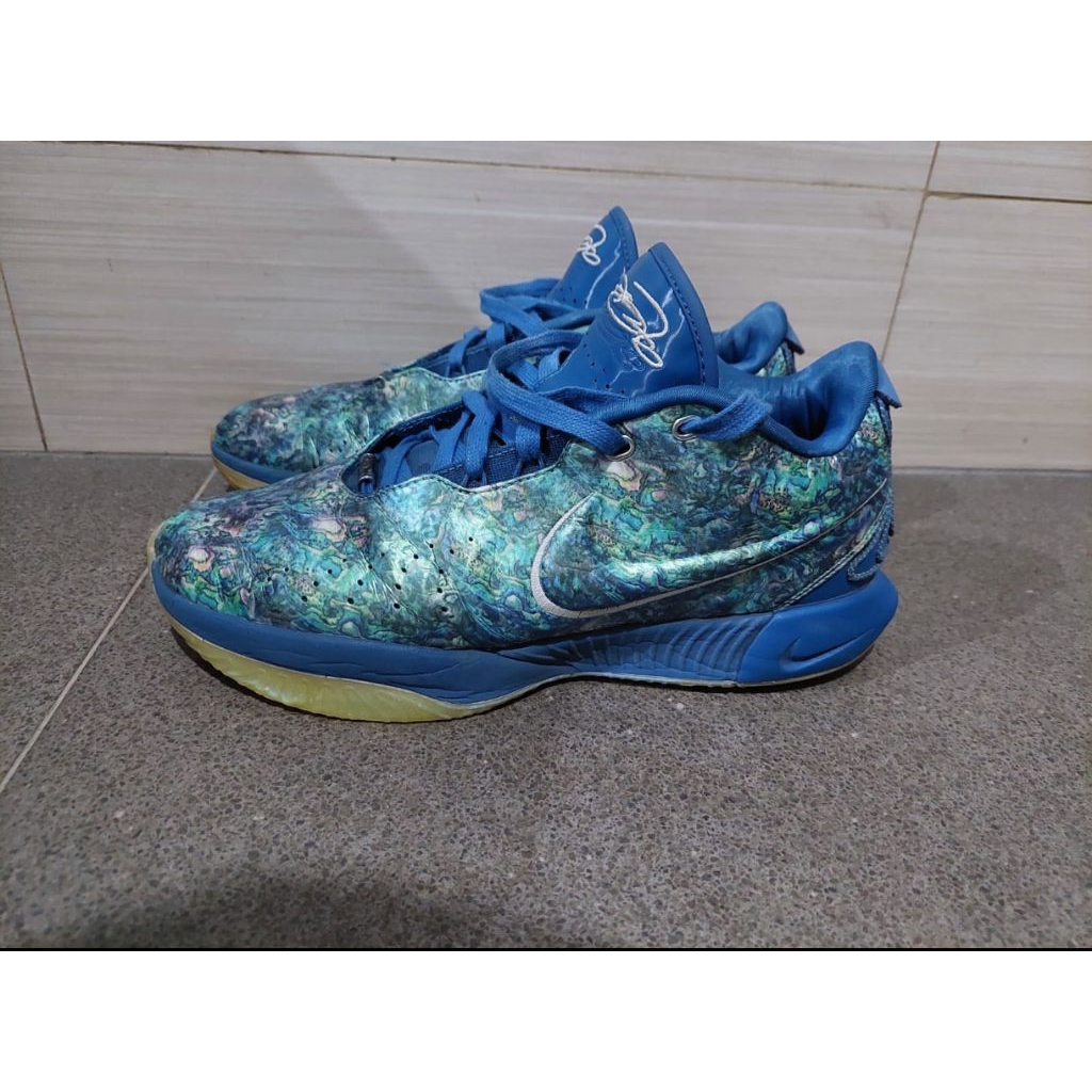 preloved sepatu basket Lebron 21 size 44.5