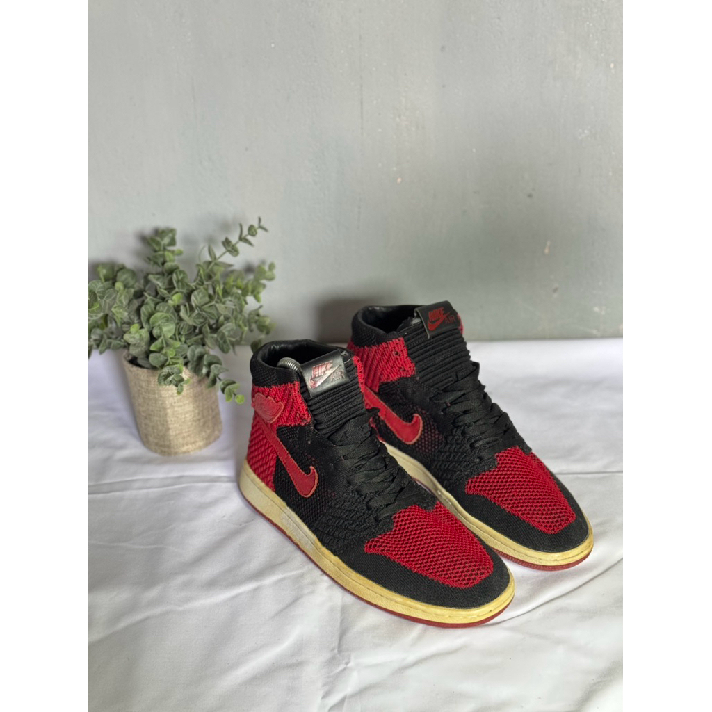 Sepatu Nike Air Jordan 1 Retro High FlyKnit