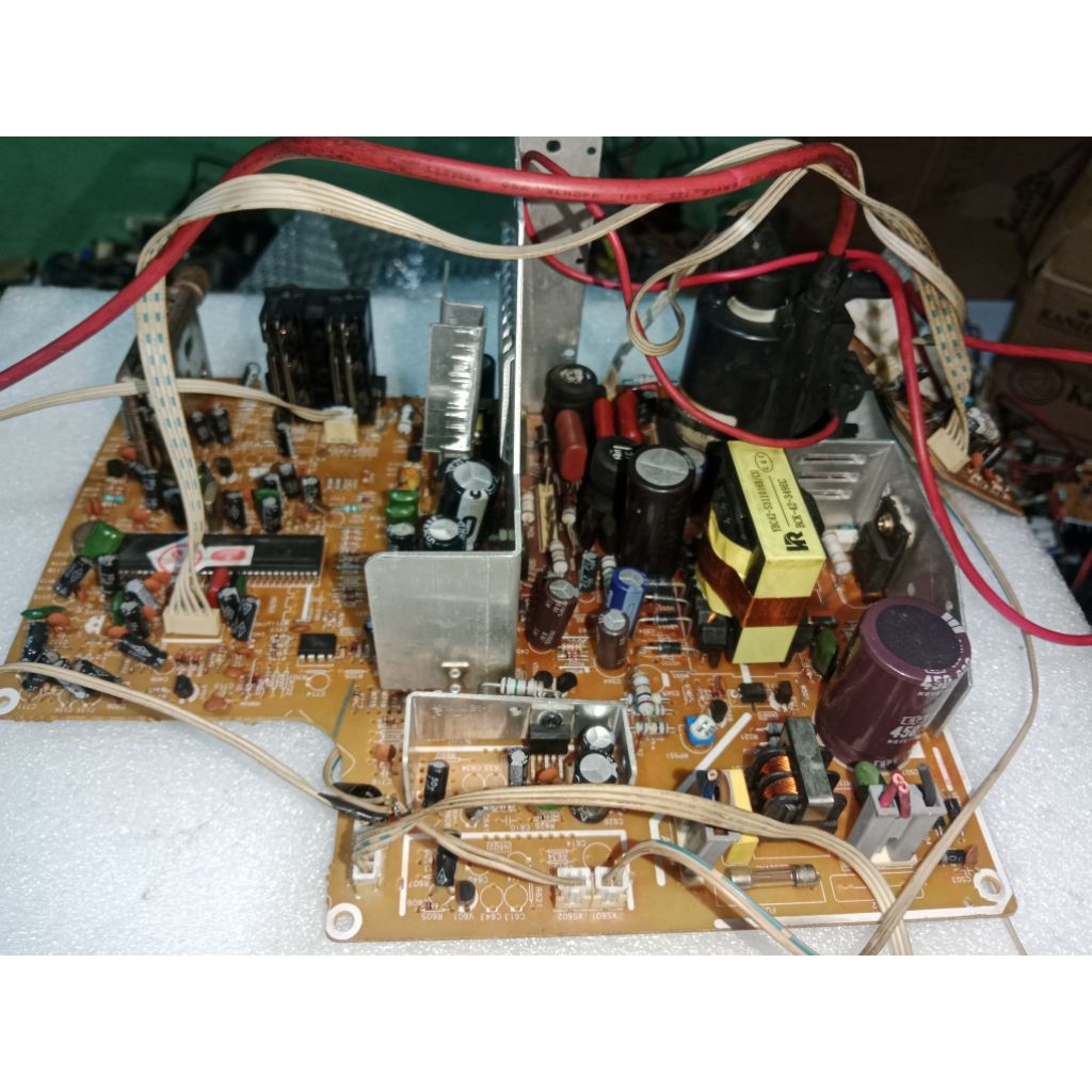 MESIN TV CINA 29IN COPOTAN BELUM DI TES/GEMBLING