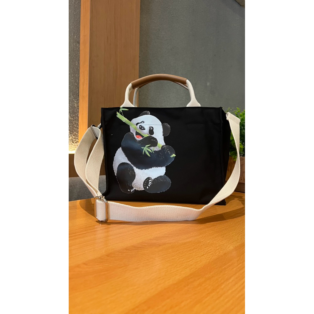 Tas kanvas motif Panda and Bamboo / TANPA BONEKA / Lylia Doodwear