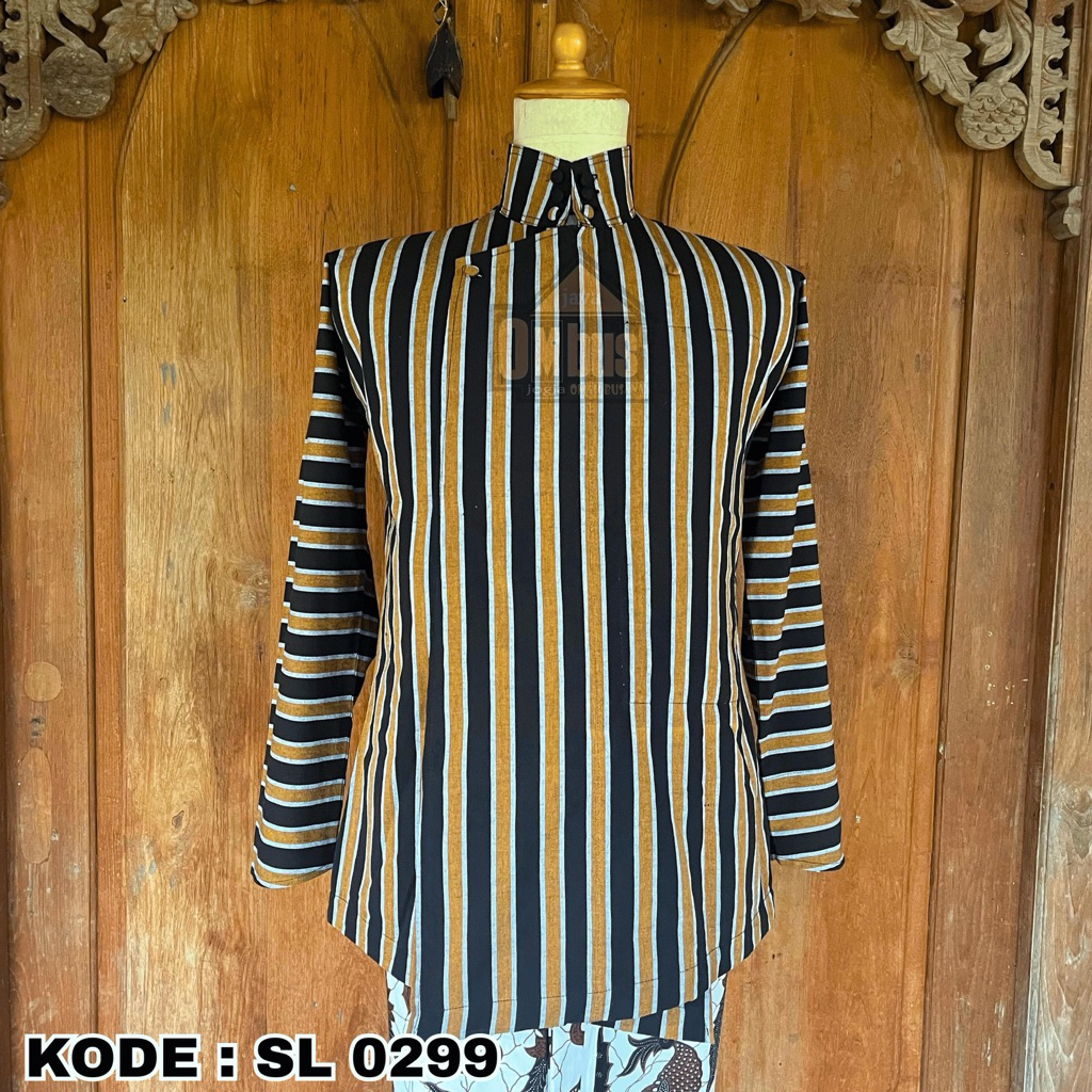 Surjan Lurik Alusan Tenun Kode SL 0299 | Baju Jawa | Baju Lurik | Baju Tradisional | Java Ombus