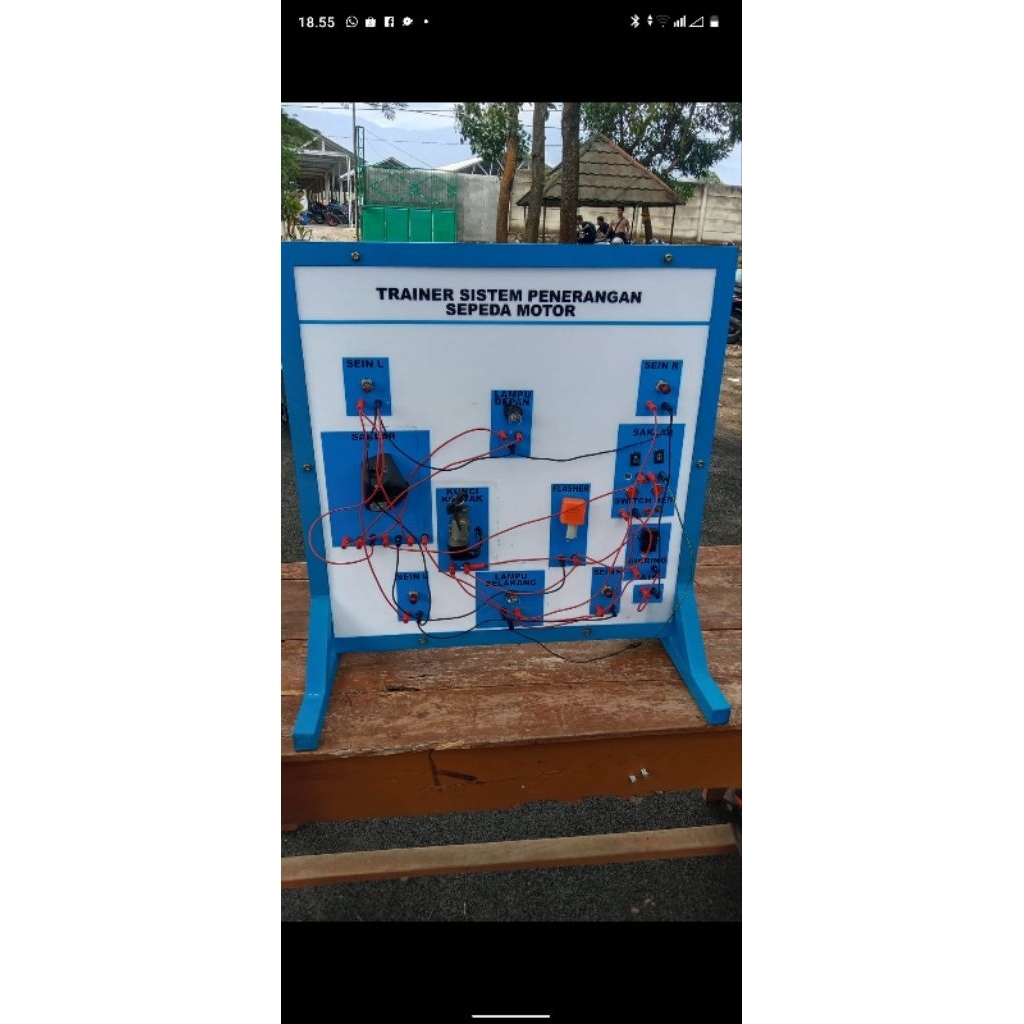 trainer sistem penerangan sepeda motor