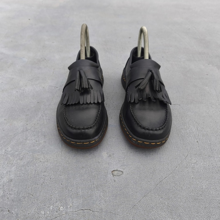 Shoes Sepatu Loafers Sepatu Kulit Sepatu Murah Sepatu Second Sepatu Vintage Sepatu Dr Martens Adrian