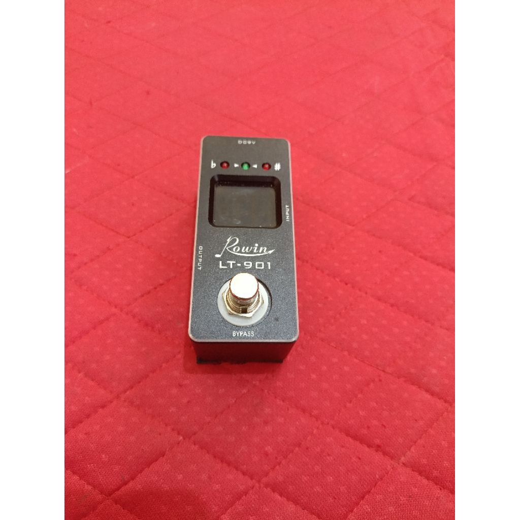 Pedal efek gitar dan bass tuner digital tuning rowin  LT-901