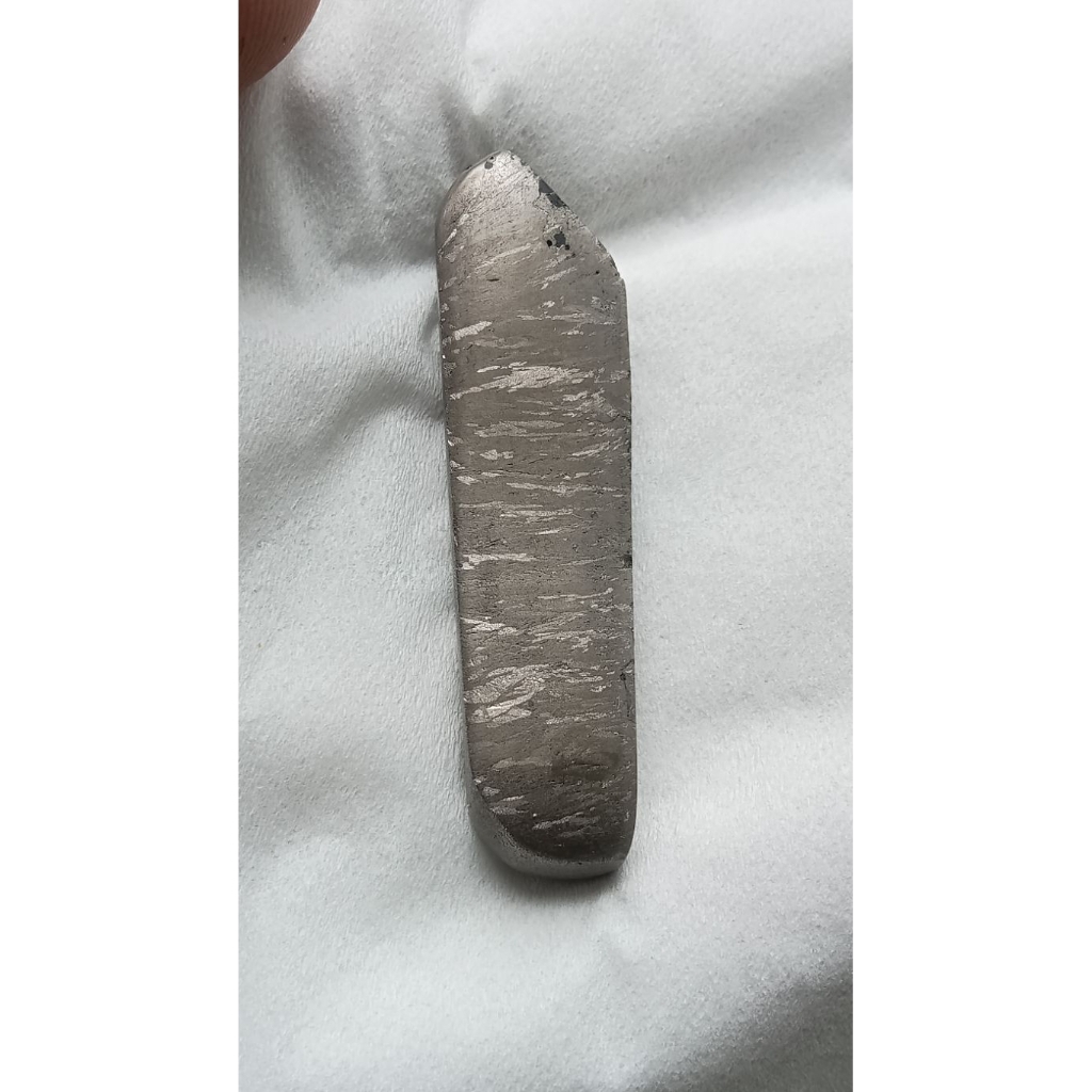 iron meteorite batu wesiAji