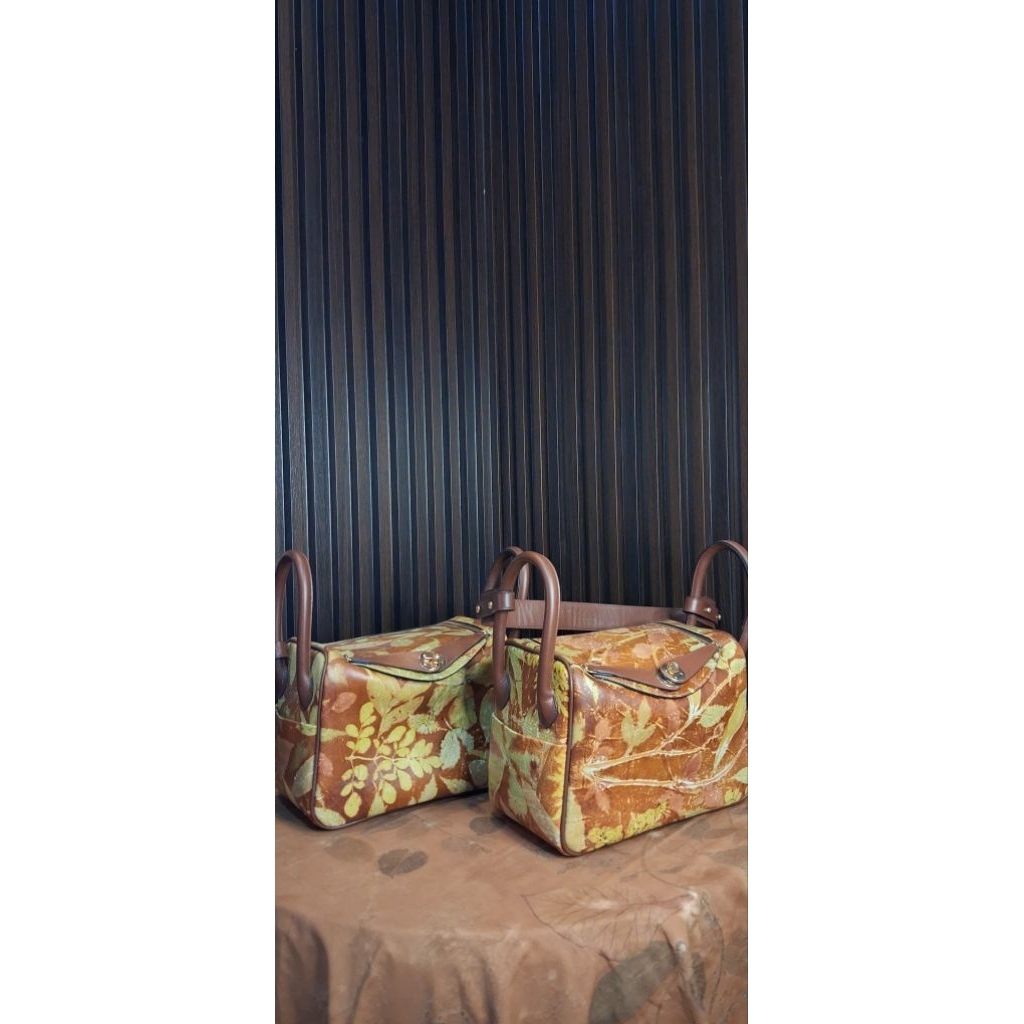 Tas Lindy Large Kulit Sapi Motif Ecoprint