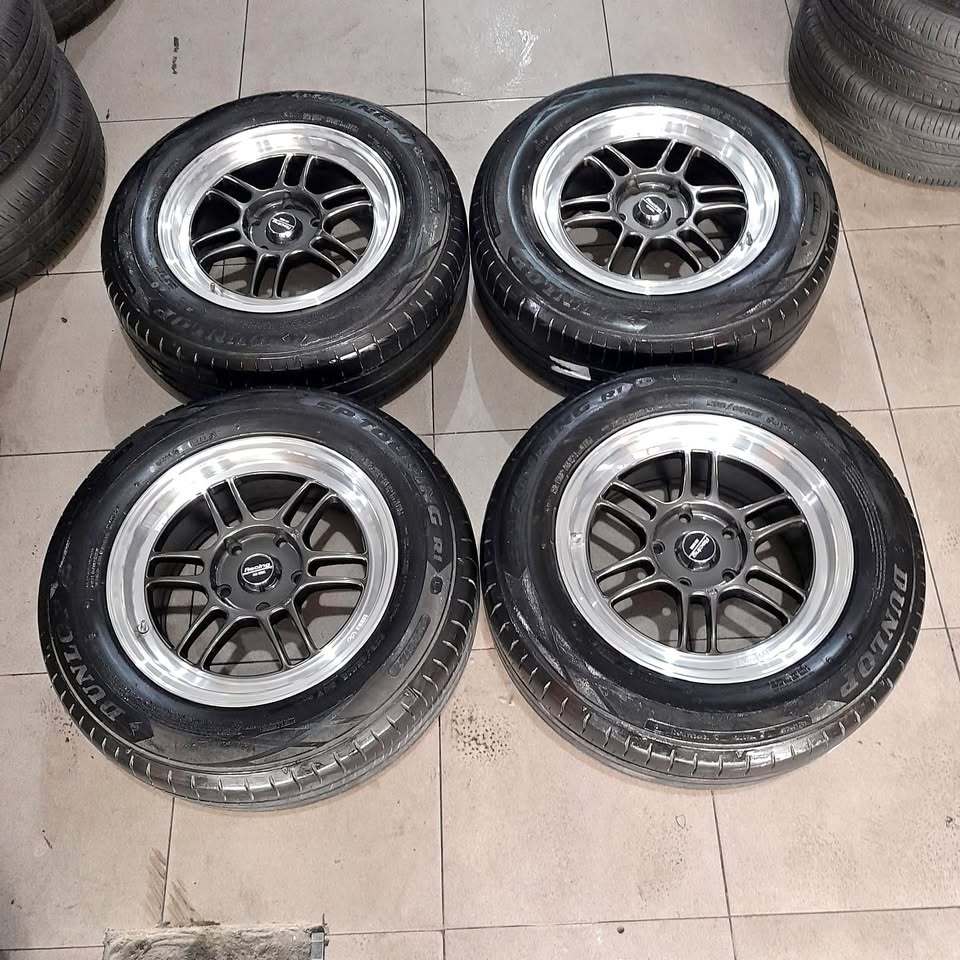 Velg Second RPF1 R15 H5x114,3 G/P + Ban Dunlop 205 65 R15 Bisa Buat Inova Ertiga APV Carry Dll