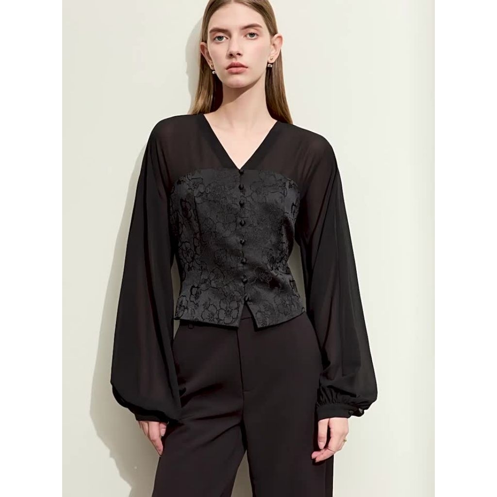 outfit atasan hitam crop cewe