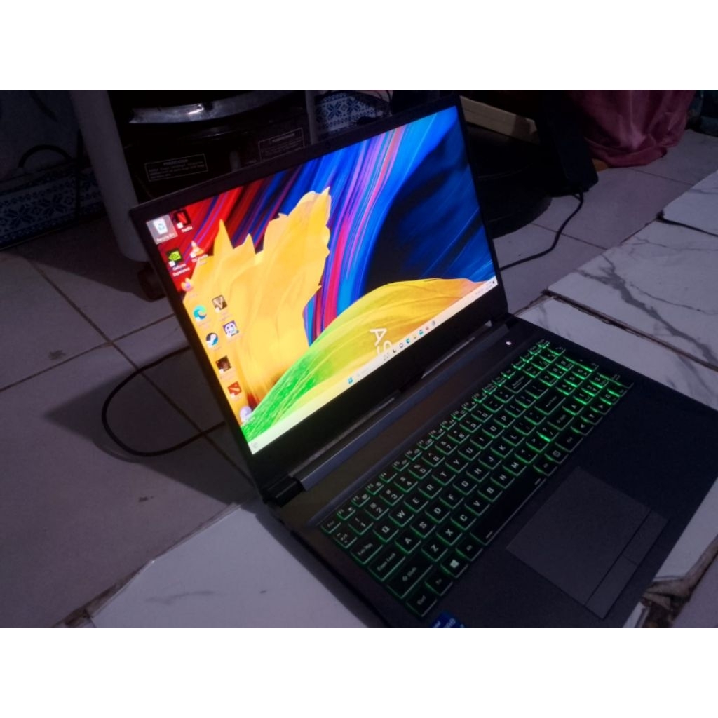Laptop Gaming Aftershock RTX 3060 Core i7 Gen 11 Ram 16Gb normal lancar