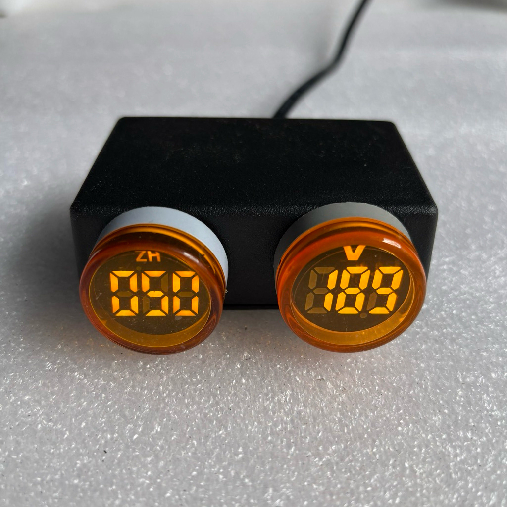 voltmeter digital plus hz meter tinggal colok listrik saja