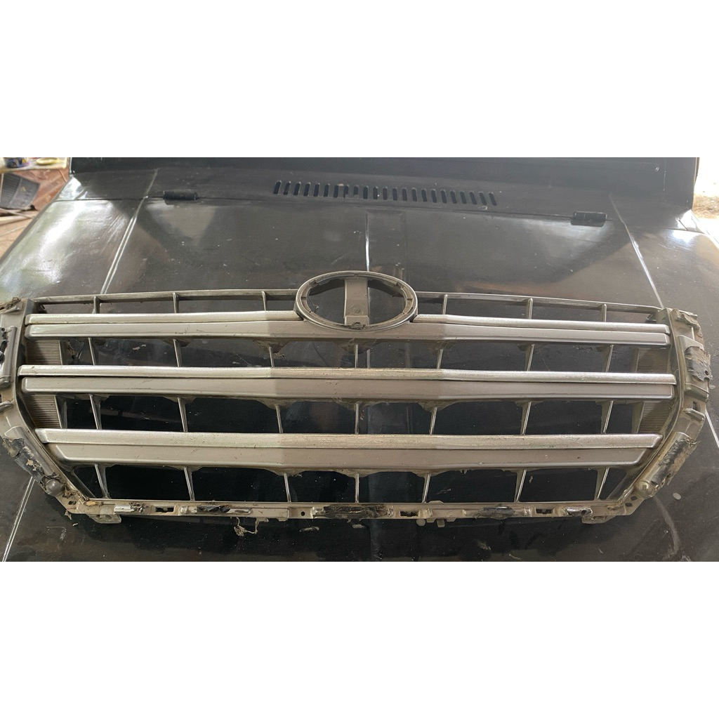 Gril grille 2013-2015 innova original 100% copotan