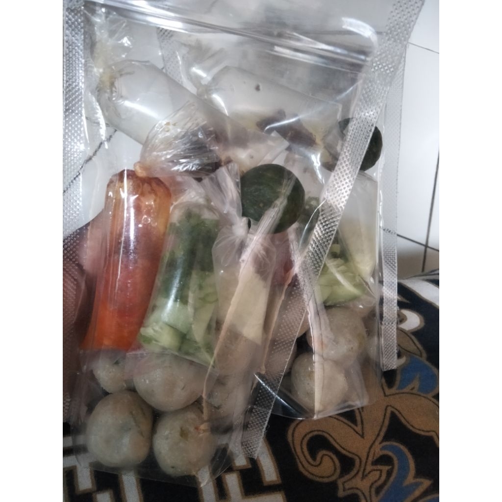 Cilok Isi Tetelan Pedas Berkuah