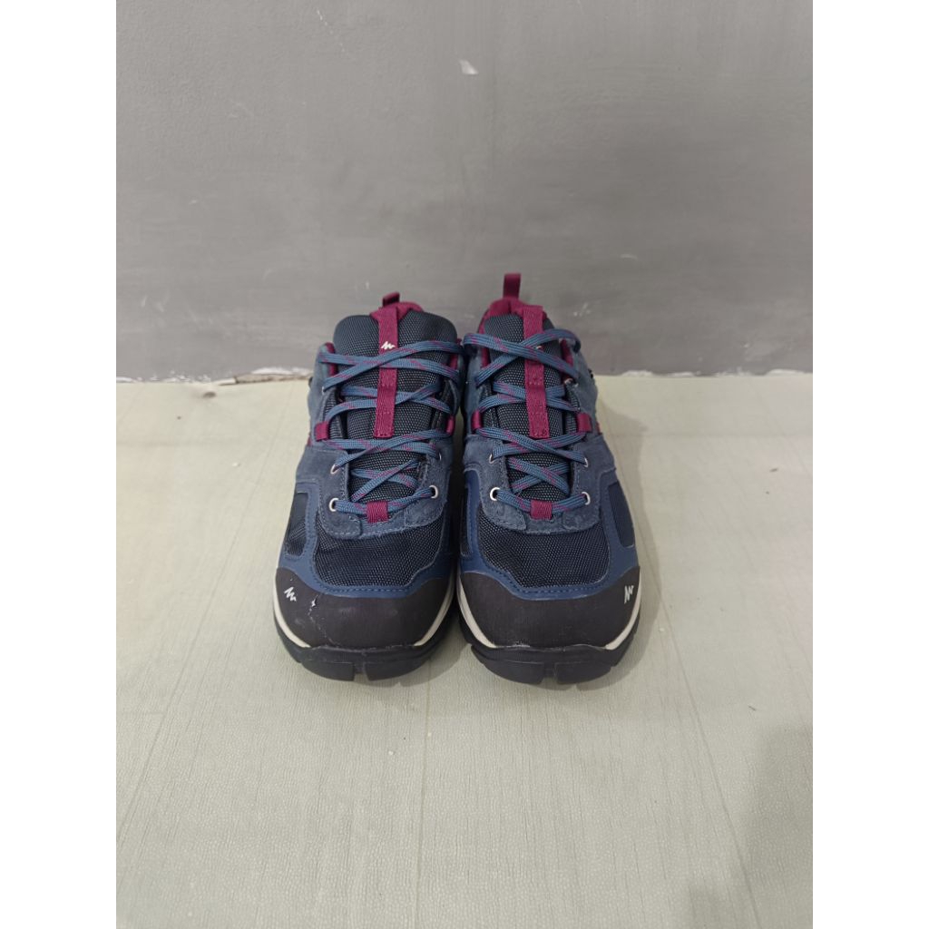 Sepatu Quechua Decathlon MH100 Waterproof Hikking