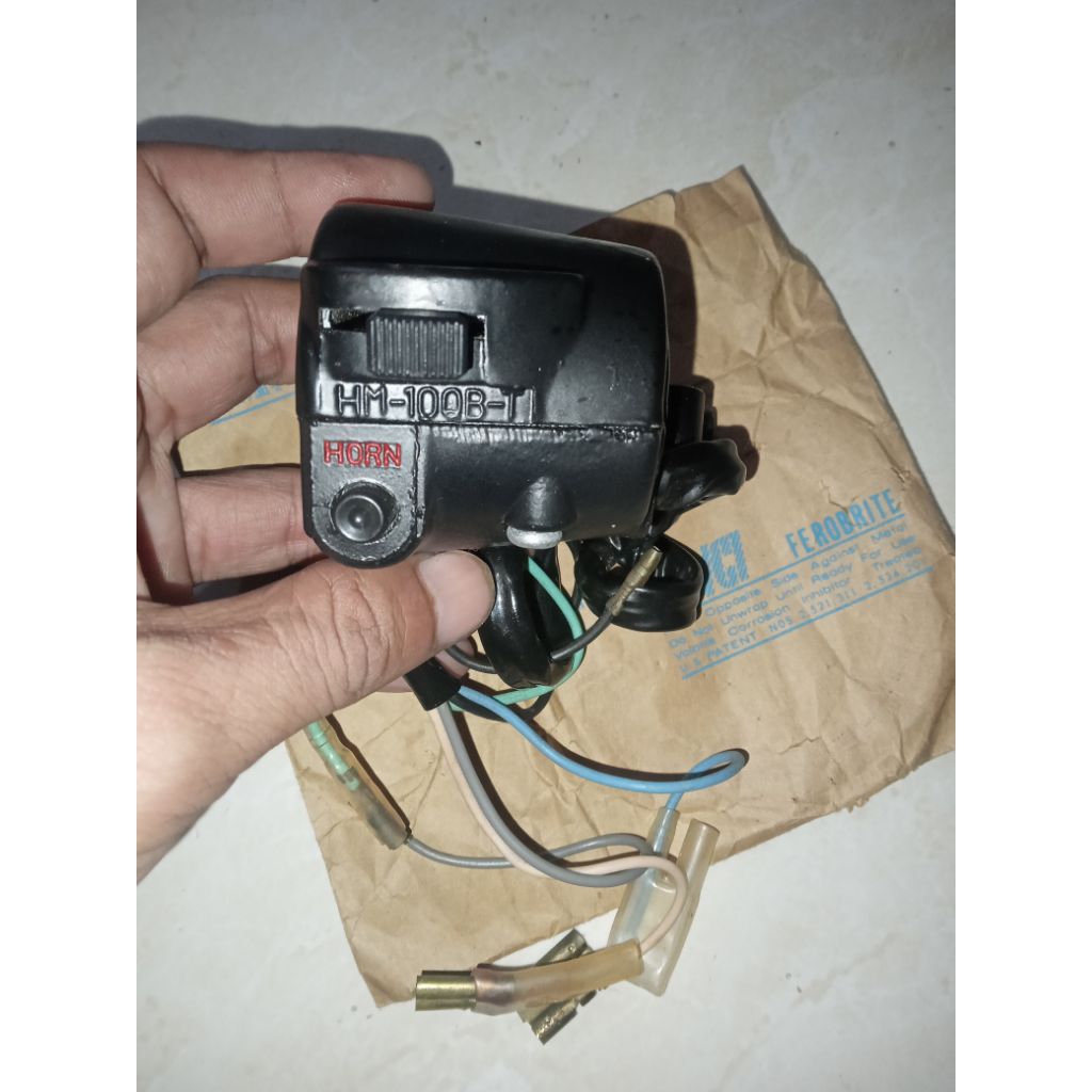 holder saklar KIRI honda cb cb175 cb200 twin nos japan