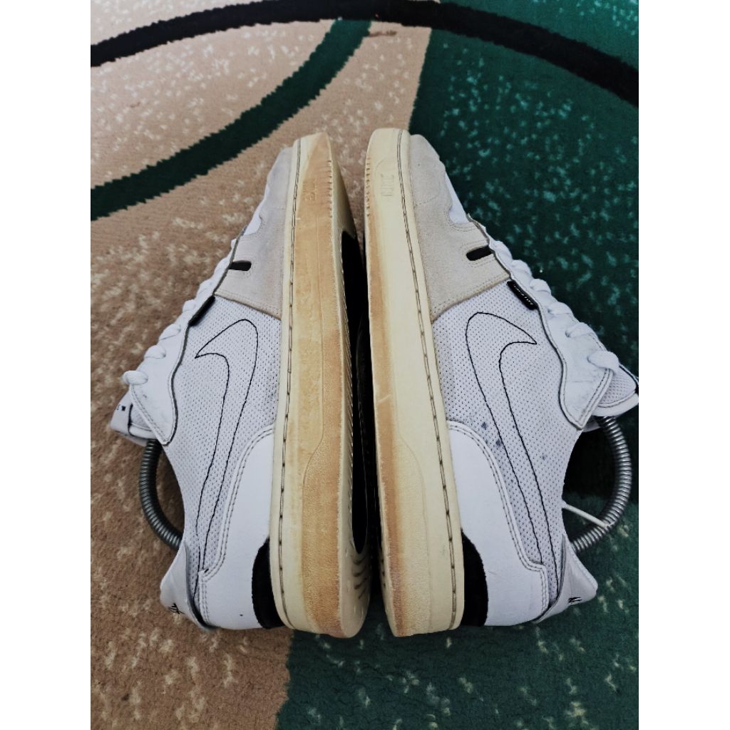 SEPATU BASKET NIKE NO 42 SECOND BEKAS ORIGINAL