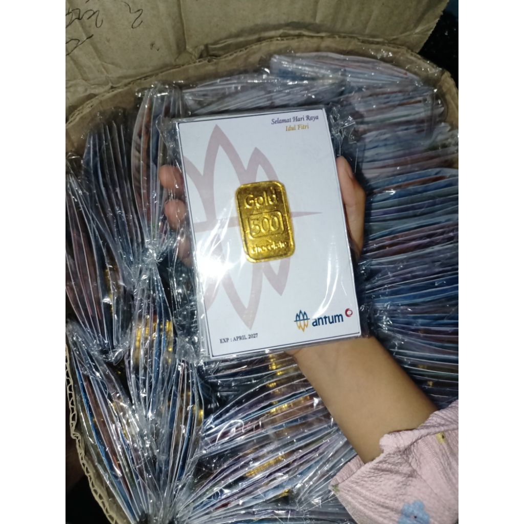 Coklat Replika emas - coklat antum