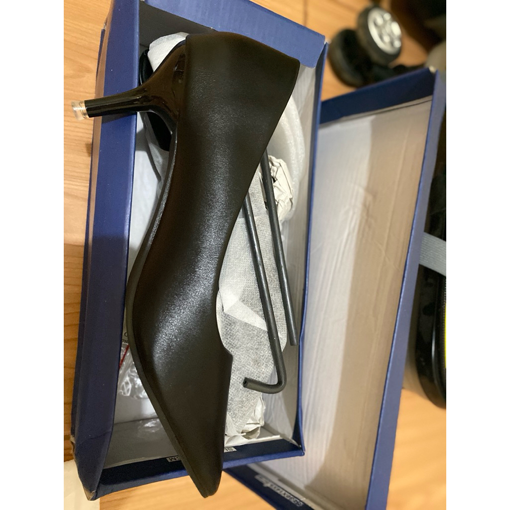 Heels 4 CM Merk XESS|PRELOVED HEELS|PRELOVED BANJARMASIN|BARANG BEKAS BANJARMASIN