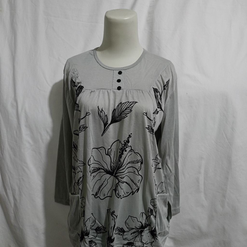 Baju Kaos Oversize Blouse Motif Bunga Lengan Panjang Wanita
