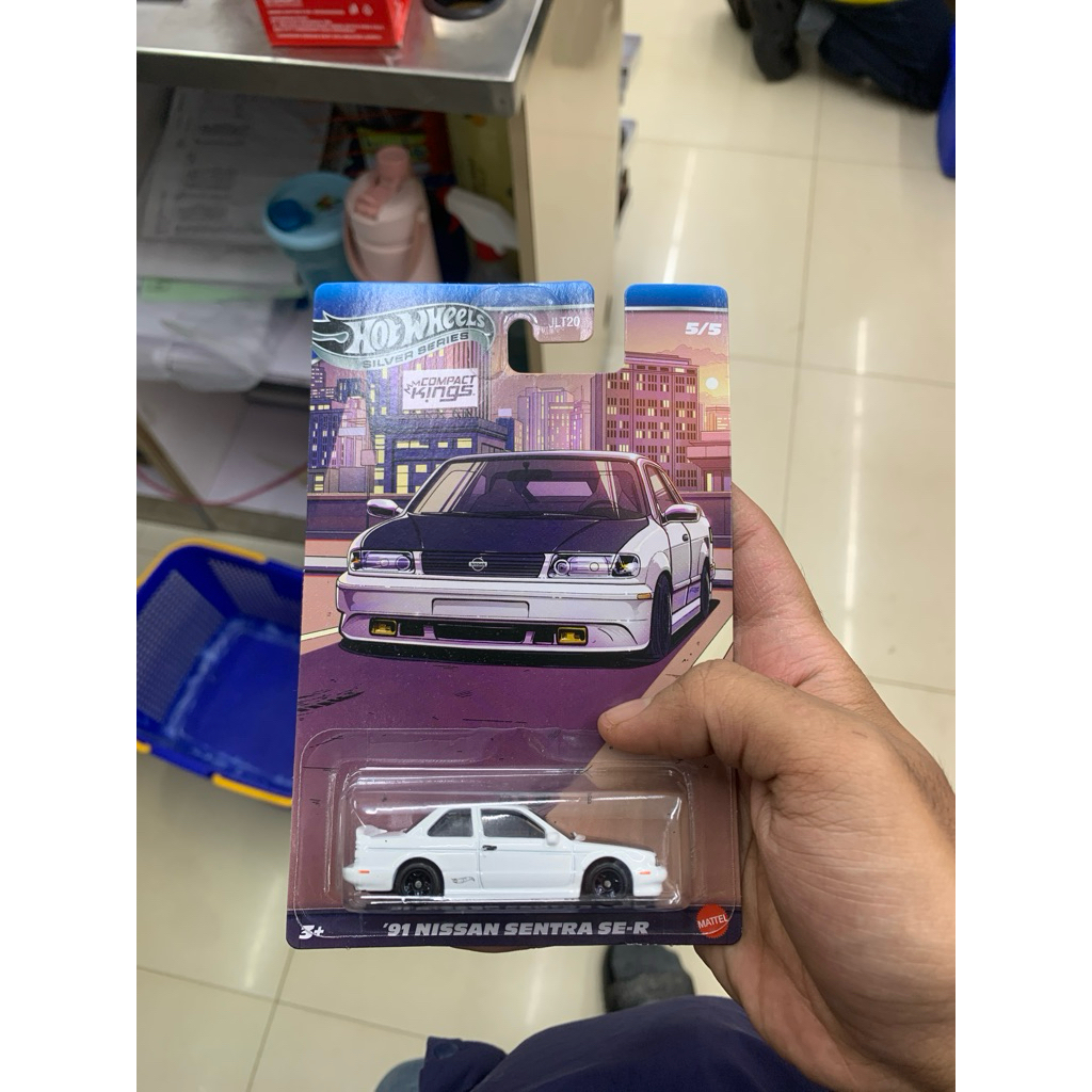 hotwheels compact kings 91 Nissan Sentra SE-R