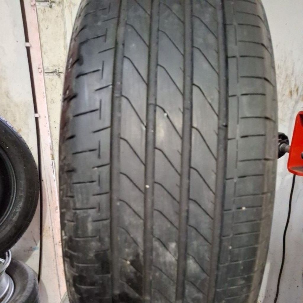 Ban BRIDGESTONE TURANZA T005A 185 55 R16