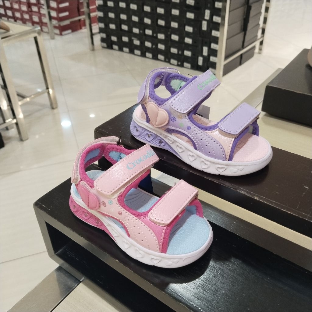 CROCODILE KIDS sandal tali anak lampu perempuan ringan