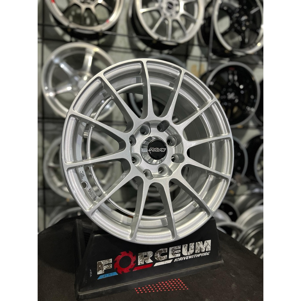 velg enkei spider r14 silver pcd 4x100/114 kondisi baru
