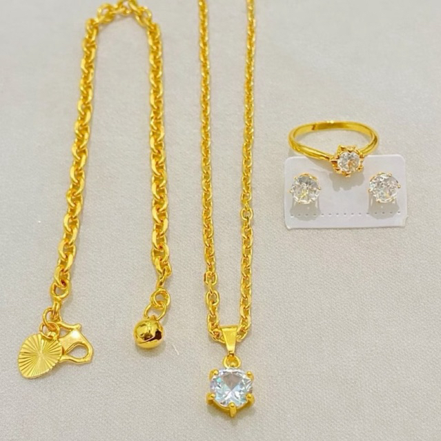 Set Titanium Wanita Rantai Medan Gelang Medan Permata Elegan Warna Emas24K