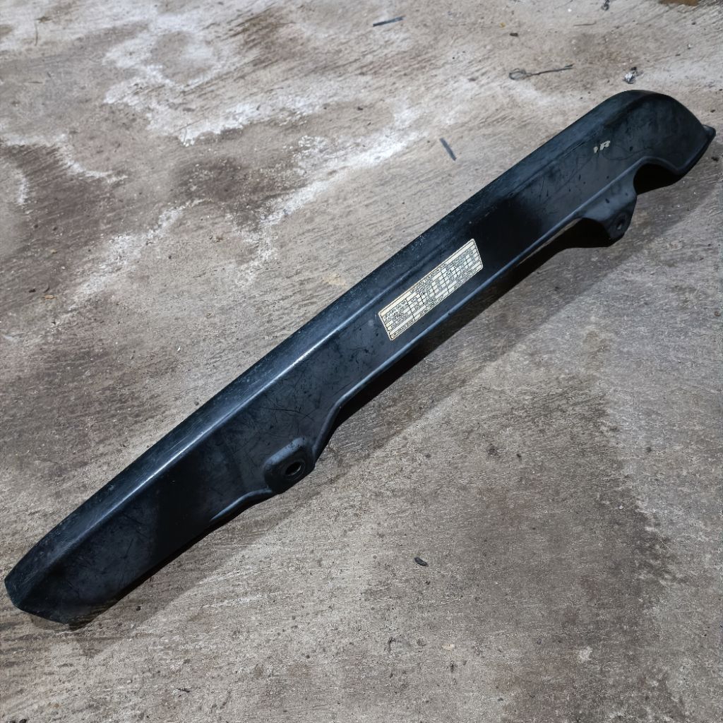 Tutup rantai cover rantai thunder 125 ori lepasan