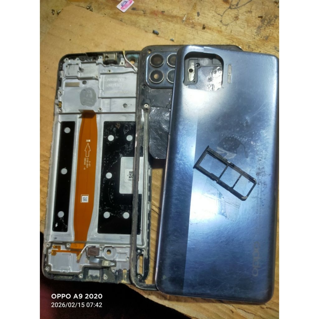 FRAME TATAKAN LCD _ BEZZEL _ BECDOOR OPPO RENO 4F ORIGINAL COPOTAN