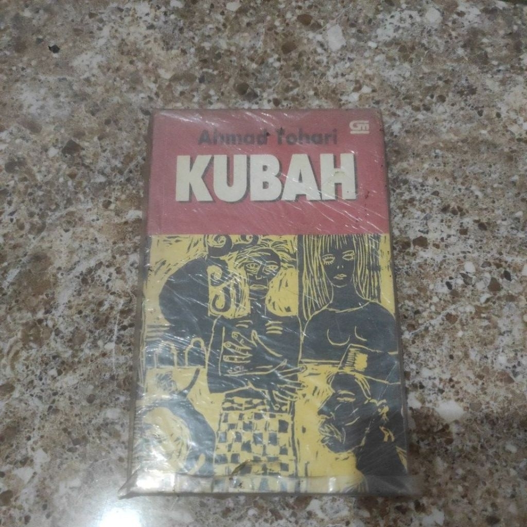 Kubah - Ahmad Tohari