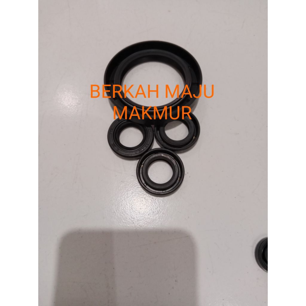 OIL SEAL OLI SEAL TC 22*32*7 / TC 22 32 7 / TC 22X32X7 JEPANG