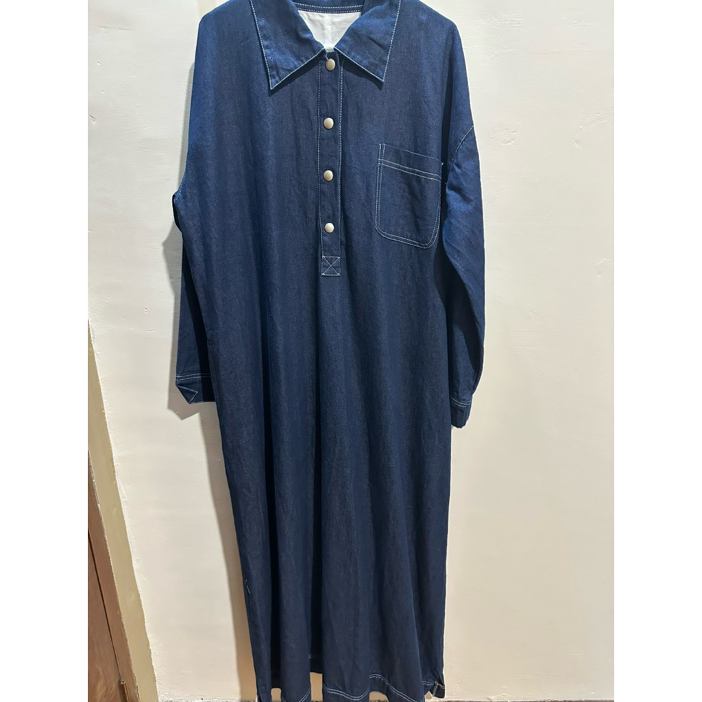 Elmadina Kemejabaya (Size L di revise jadi size M)