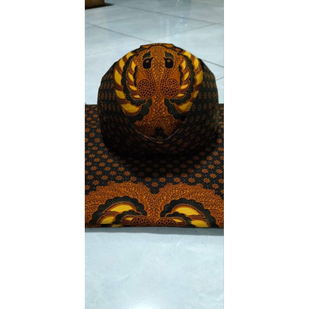 Paket Couple Batik Pengantin Premium - Blangkon & Kain Batik Klasik