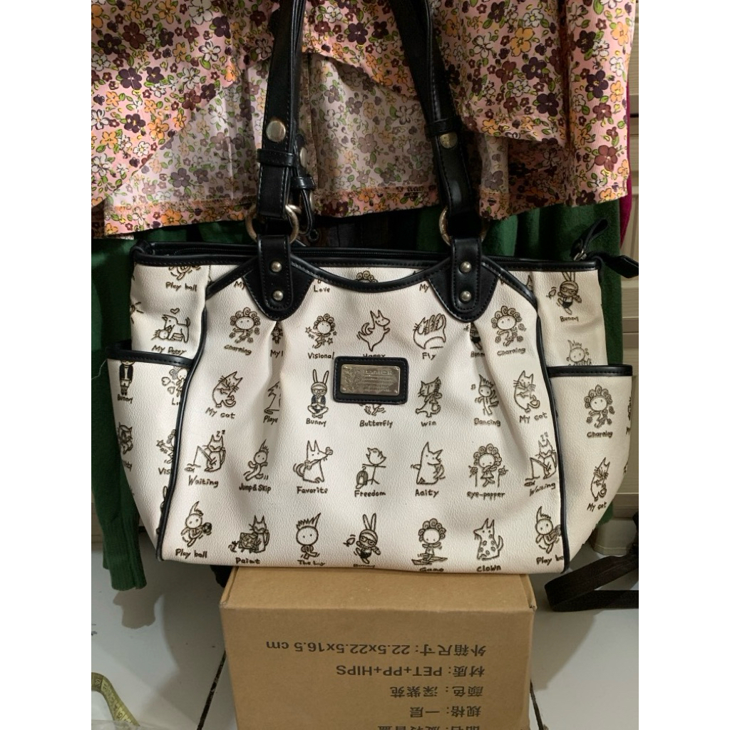TOTEBAG WANITA SECOND