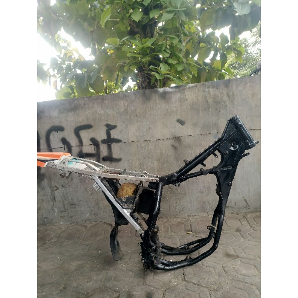 frame husqvarna 250 2T not rangka ktm rangka trail husqvarna 250 not ktm yz crf trail se