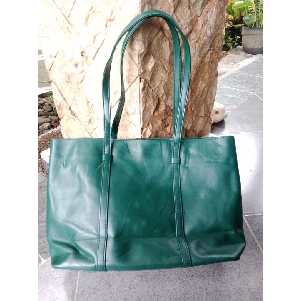 tas preloved marhen j