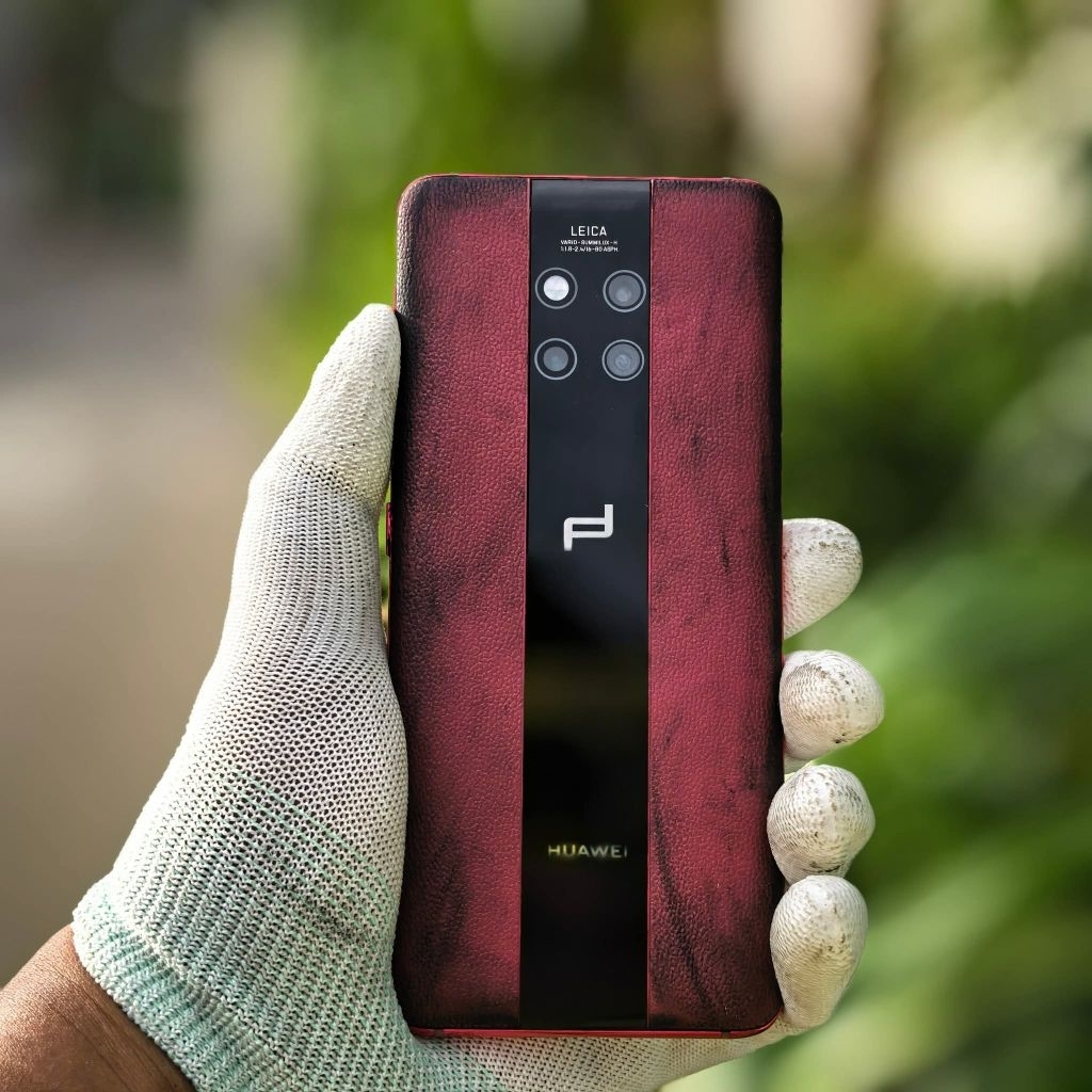 HUAWEI MATE 20 RS  PORSCHE DESIGN - RED 8/512GB RARE ALL OPERATOR (UNIT ONLY)