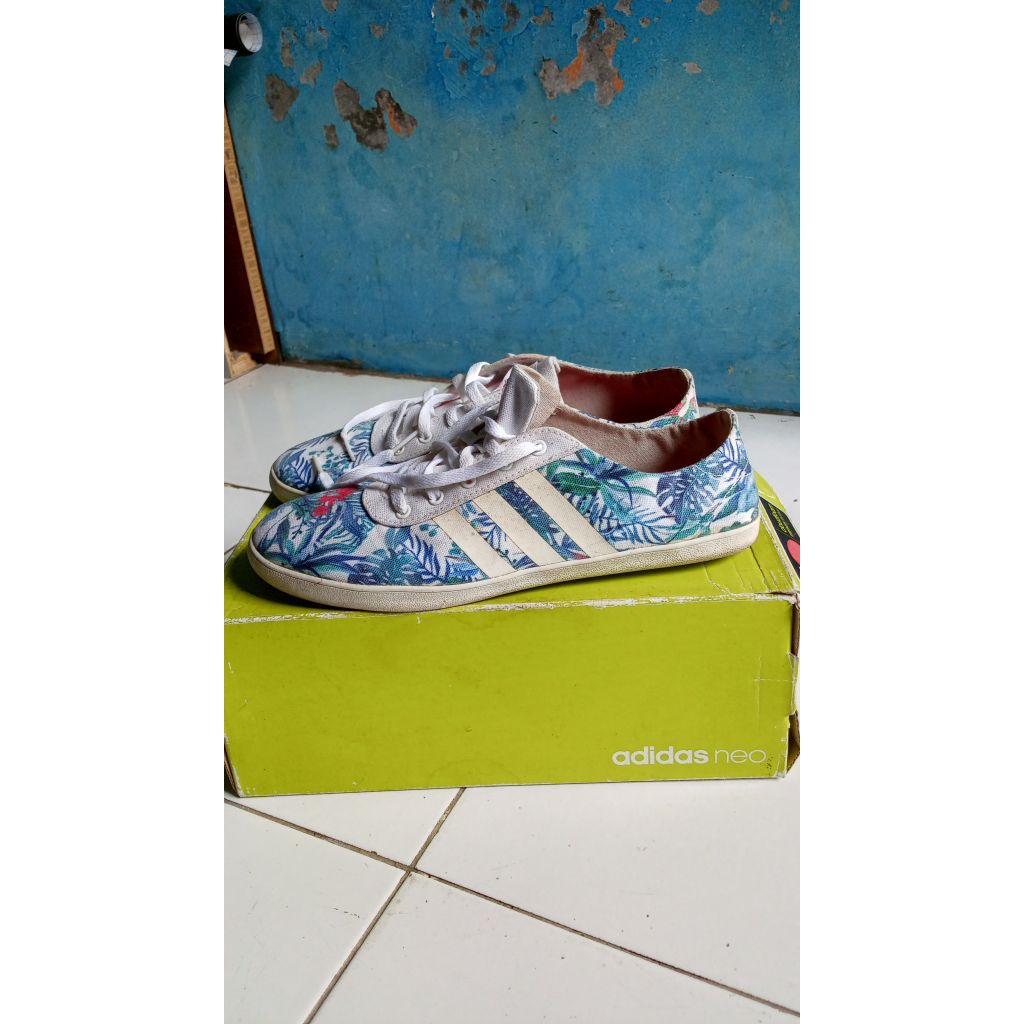 Sepatu Adidas Neo Wanita ORI(preloved)