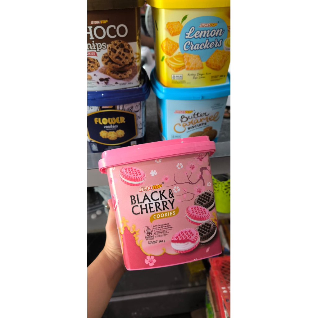 biskitop black&cherry