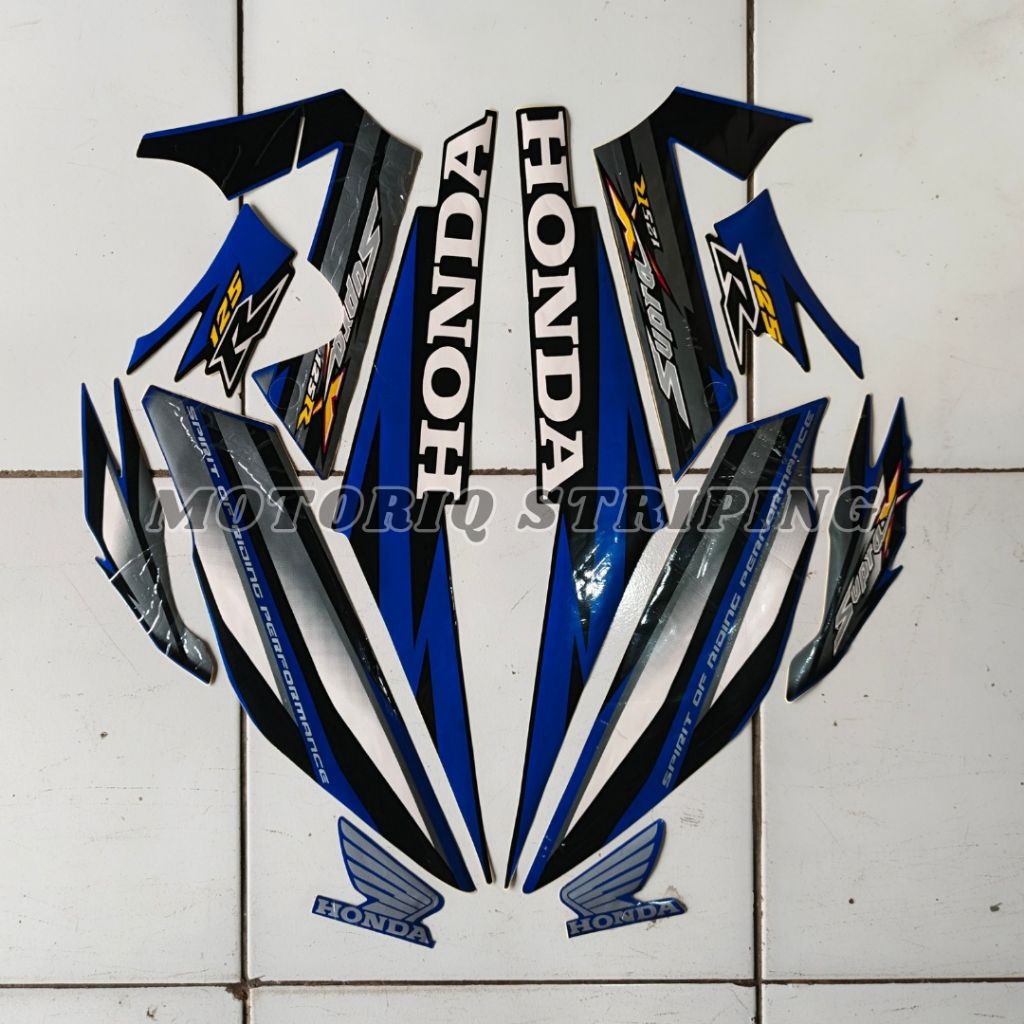 Striping Body Motor Honda Supra X 125R Tahun 2006 Warna Biru Berkualitas