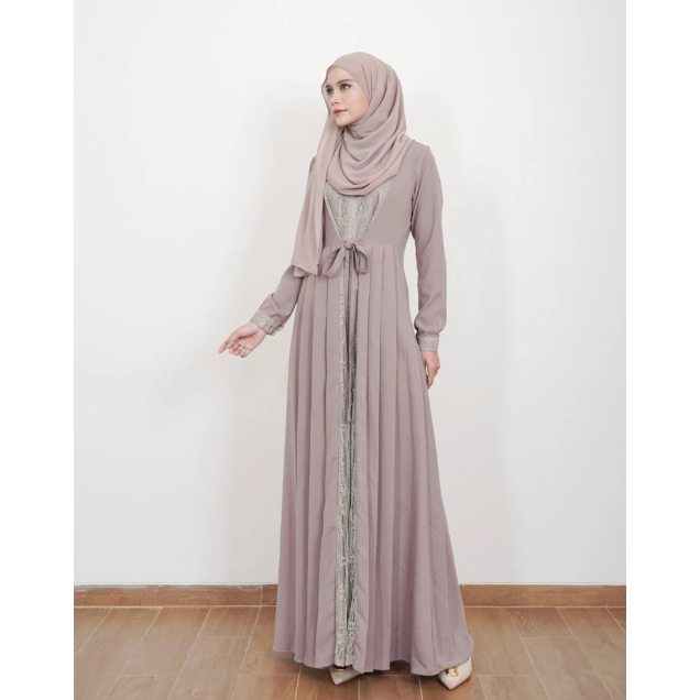 Preloved - Evolvere Samira Dress Sahara Platinum Gamis Wanita Mix Brokat Busui Friendly