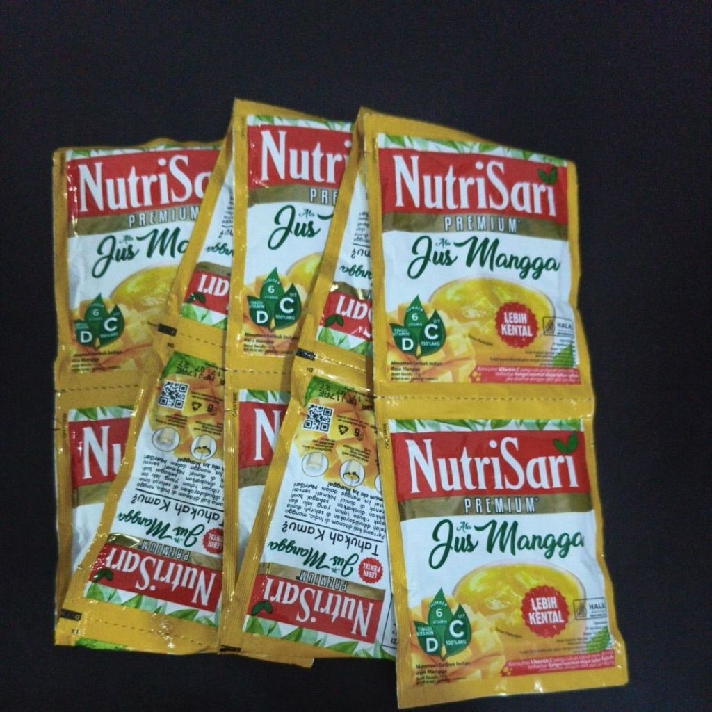 NUTRISARI JUS MANGGA PREMIUM 1RENCENG