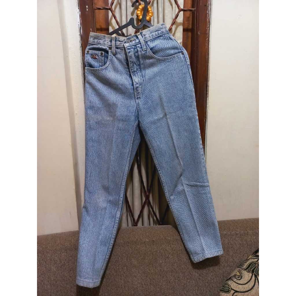 celana panjang denim levis panjang wanita preloved