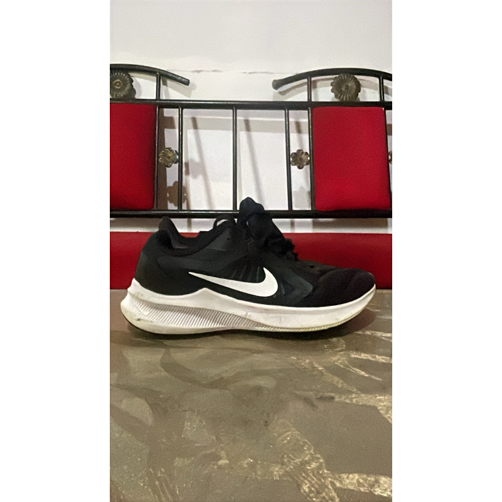 Nike running downshifter