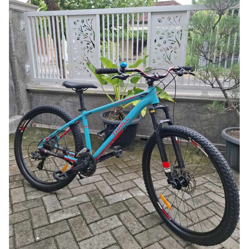 Sepeda Thrill Cleave 2.0