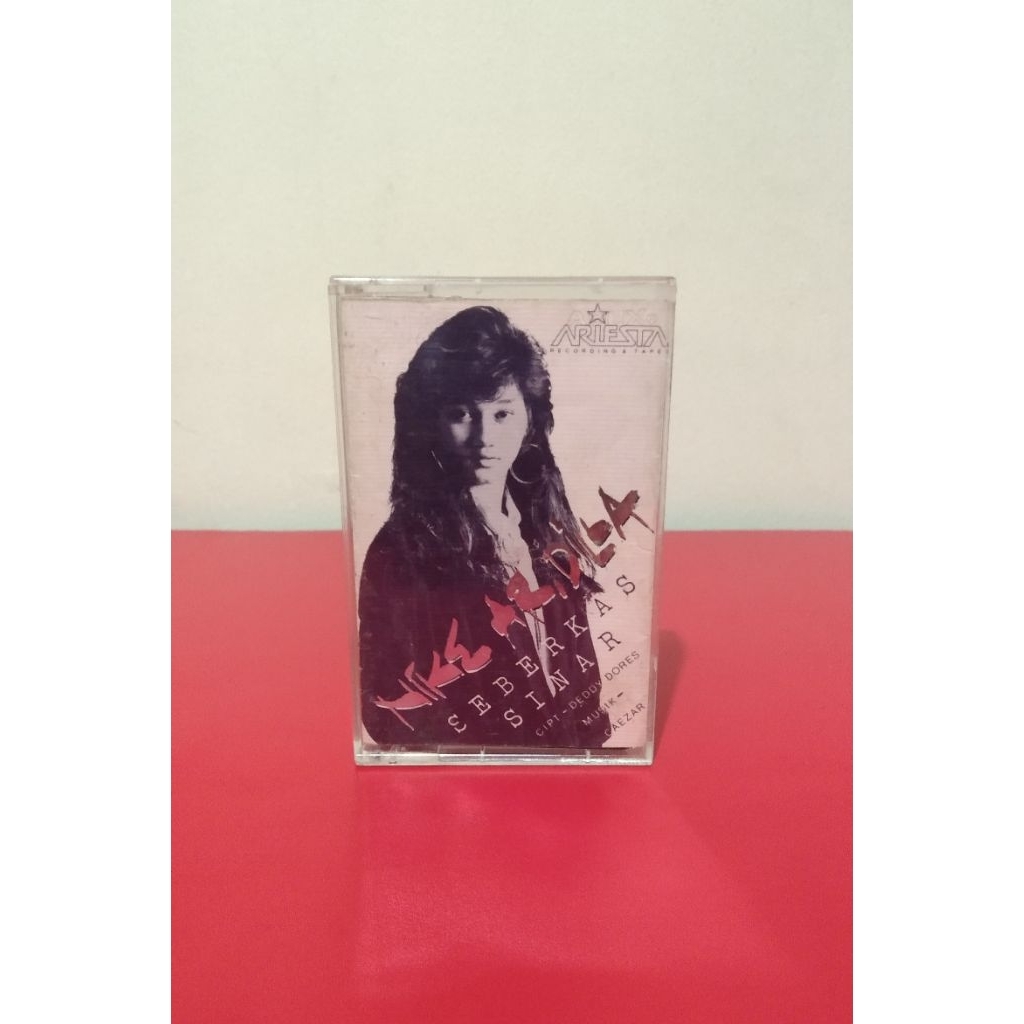 Kaset Pita Original NIKE ARDILLA - Seberkas Sinar