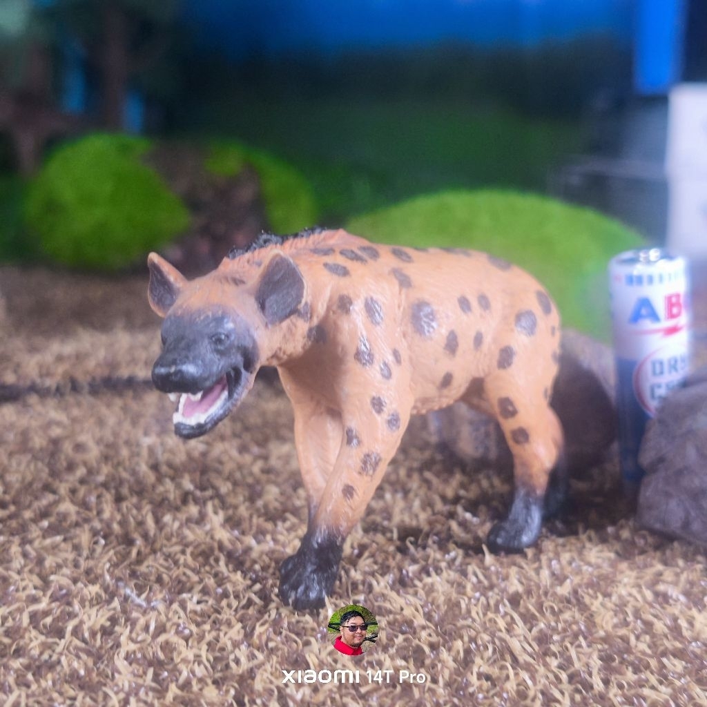 PAPO 2008 Hyena figure